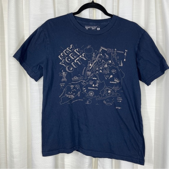 Maptote map of NYC graphic navy blue tee shirt - Picture 1 of 5